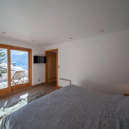 Contact Us At What App - 0041-798-079-427 To Book!! Luxury Chalet Tanos